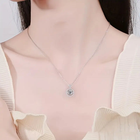 S925 Sterling Silver Jumping Heart 0.8 Carat Moissanite Pendant